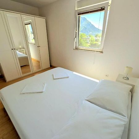 City Apartment Омиш Экстерьер фото