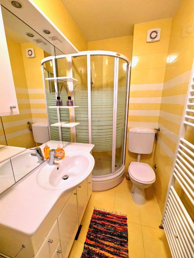 City Apartment Омиш Экстерьер фото