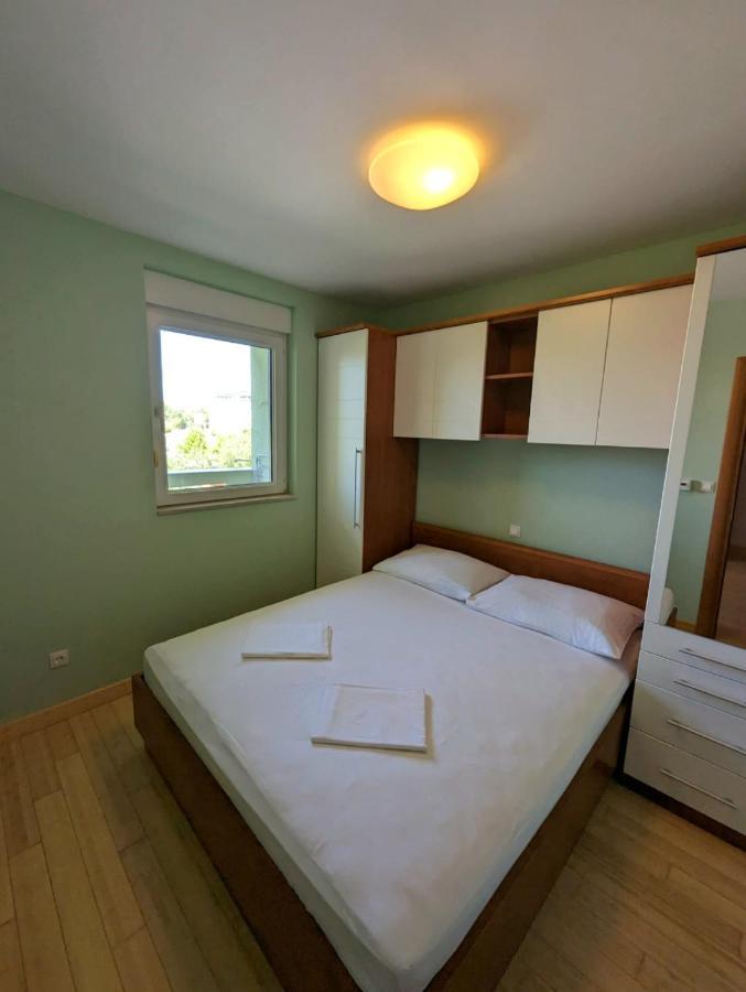 City Apartment Омиш Экстерьер фото