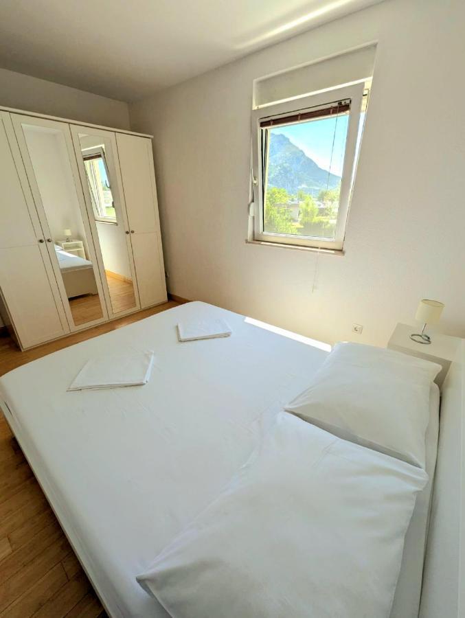 City Apartment Омиш Экстерьер фото